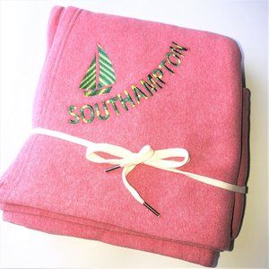 SOUTHAMPTON EMBROIDERED SWEATSHIRT BLANKET